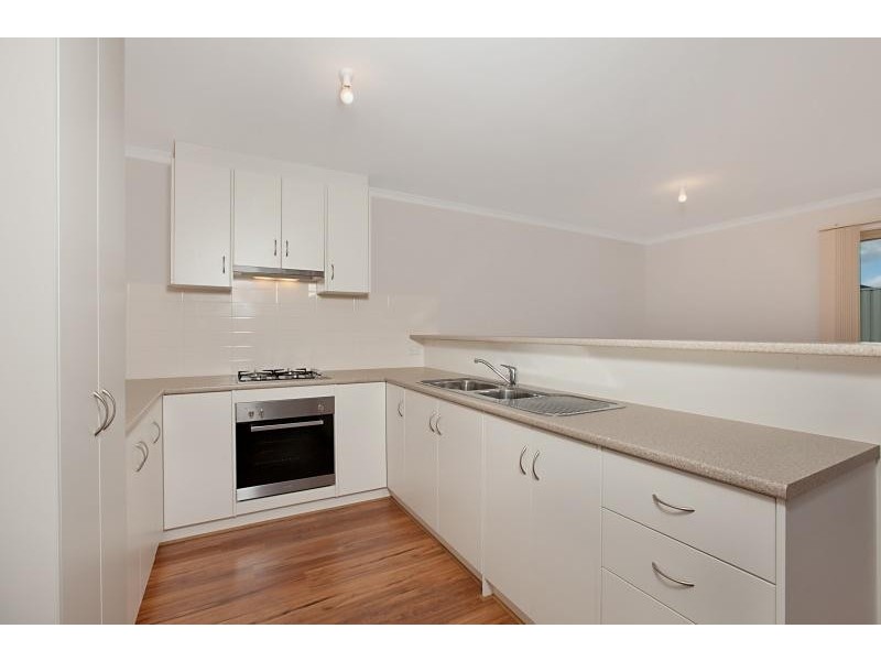 8 Vitorio Road, Munno Para West SA 5115