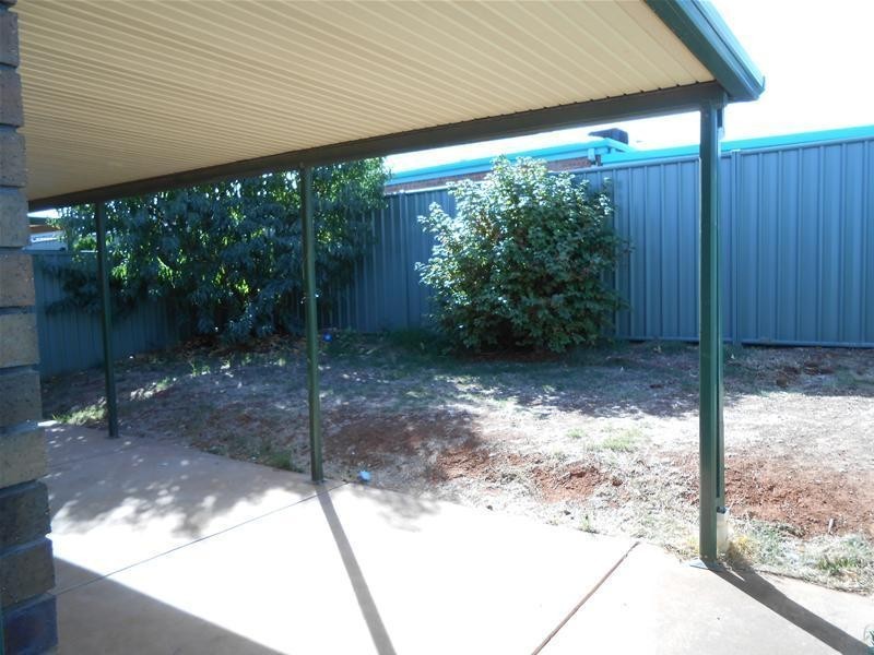 24 Lynton Court, Blakeview SA 5114