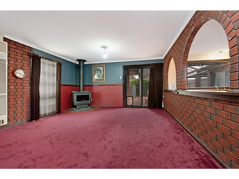 10 Grey Crescent, Evanston Gardens SA 5116