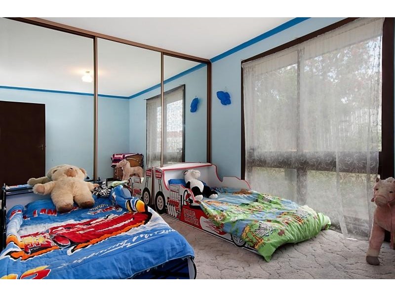 10 Grey Crescent, Evanston Gardens SA 5116