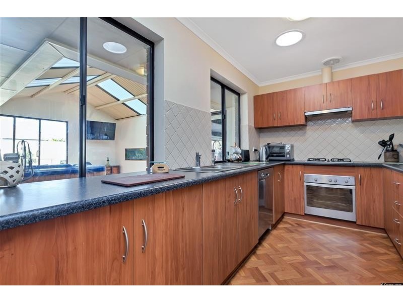 5 Magdalena Crescent, Paralowie SA 5108