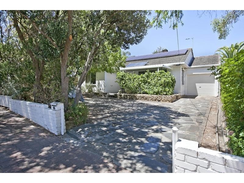 118 Springbank Road, Clapham SA 5062