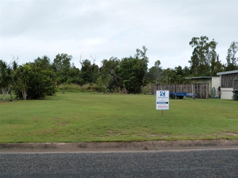 Lot 14, 16 Muir Street, Tully Heads QLD 4854
