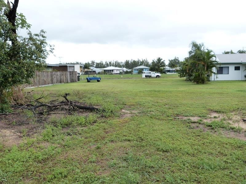 Lot 14, 16 Muir Street, Tully Heads QLD 4854