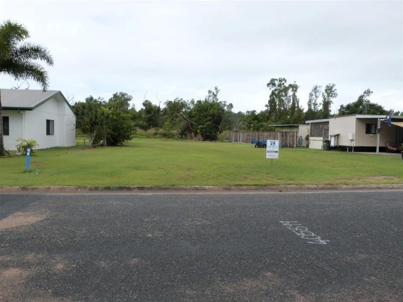 Lot 14, 16 Muir Street, Tully Heads QLD 4854