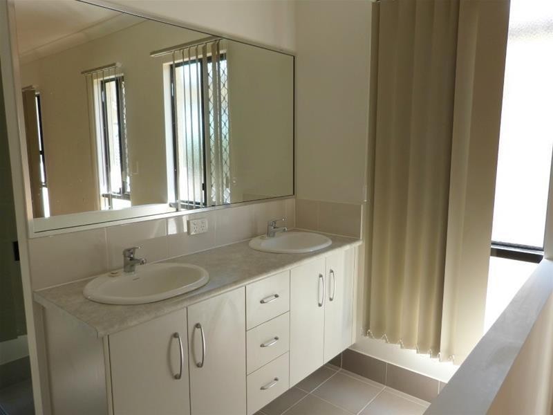 9 Clipper Court, South Mission Beach QLD 4852