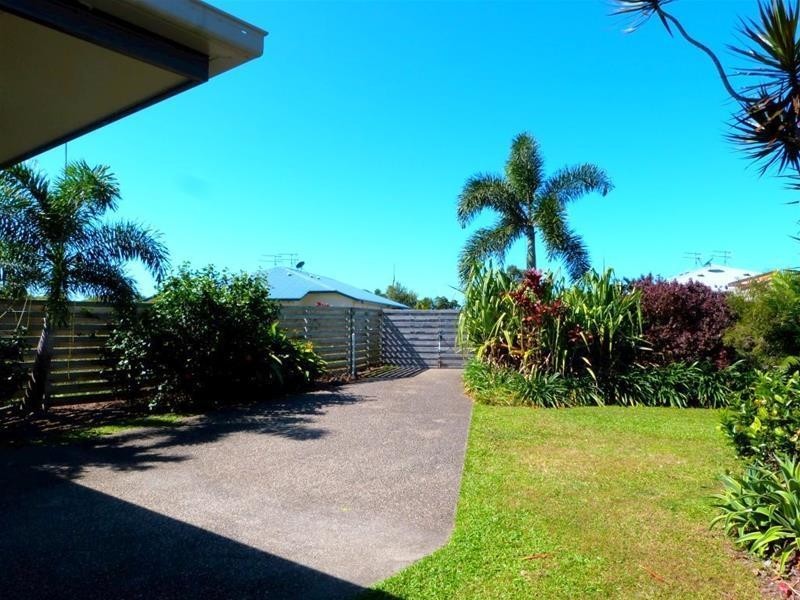 9 Clipper Court, South Mission Beach QLD 4852