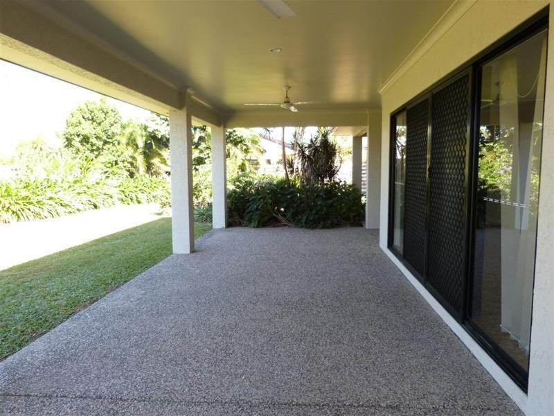 9 Clipper Court, South Mission Beach QLD 4852