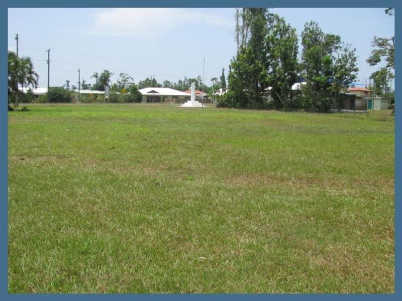 3 Albert Street, Silkwood QLD 4856