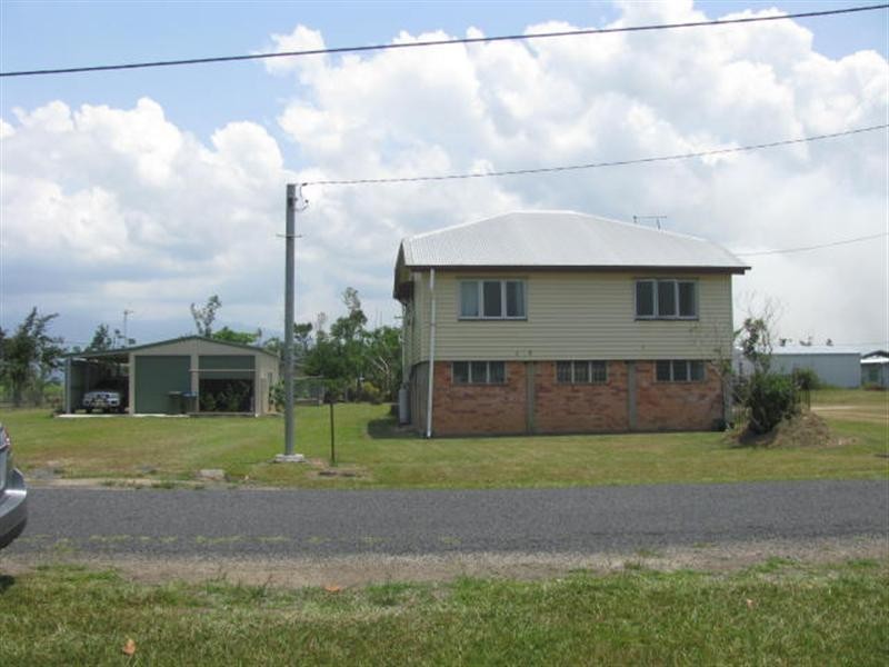 3 Albert Street, Silkwood QLD 4856