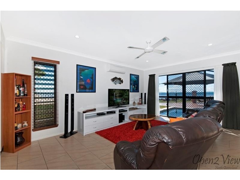 30 Feldt Street, Flying Fish Point QLD 4860