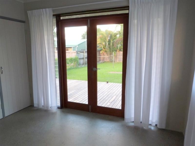 4 Chauvel Street, El Arish QLD 4855