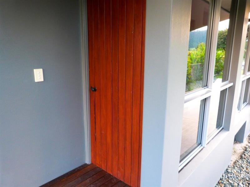 4 Chauvel Street, El Arish QLD 4855