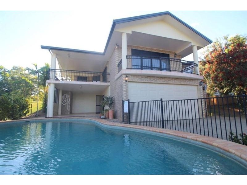 13 Dunkalli Crescent, Wongaling Beach QLD 4852