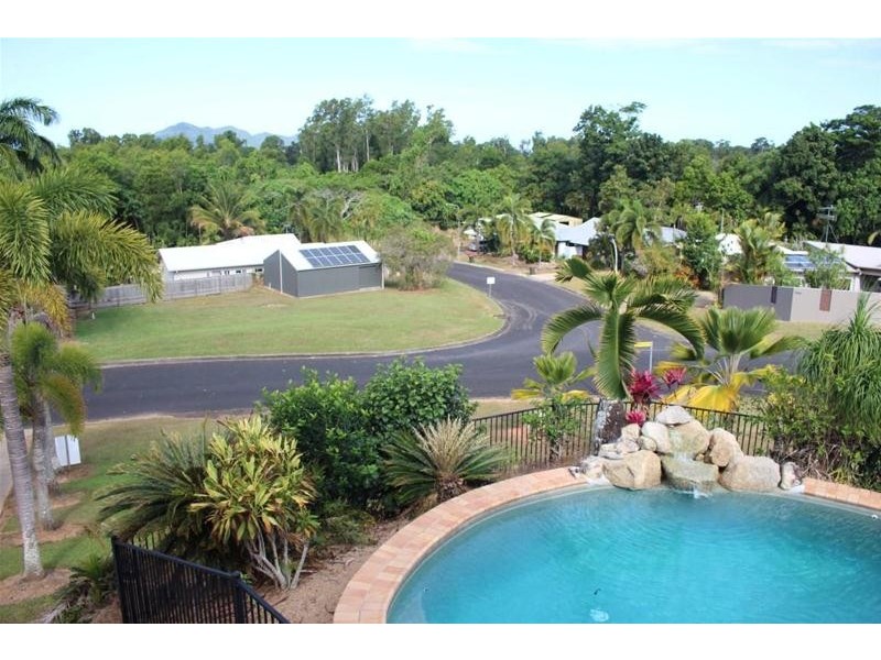13 Dunkalli Crescent, Wongaling Beach QLD 4852