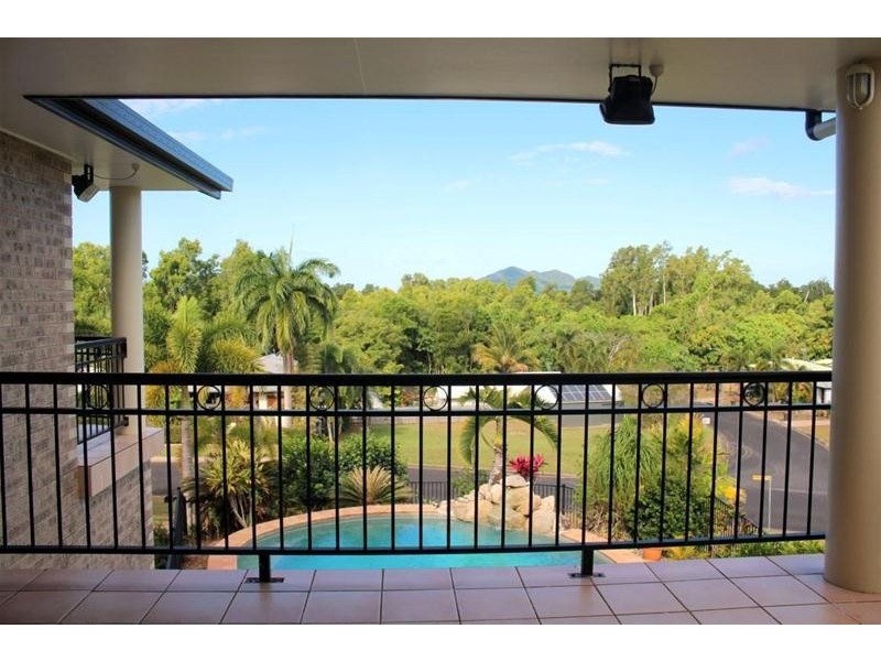 13 Dunkalli Crescent, Wongaling Beach QLD 4852