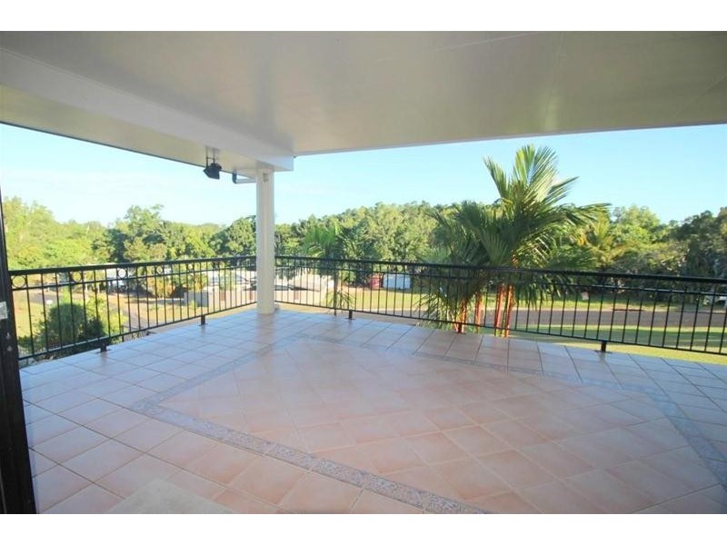 13 Dunkalli Crescent, Wongaling Beach QLD 4852