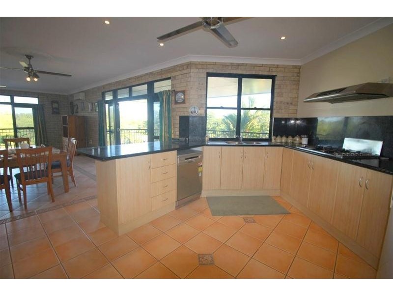 13 Dunkalli Crescent, Wongaling Beach QLD 4852