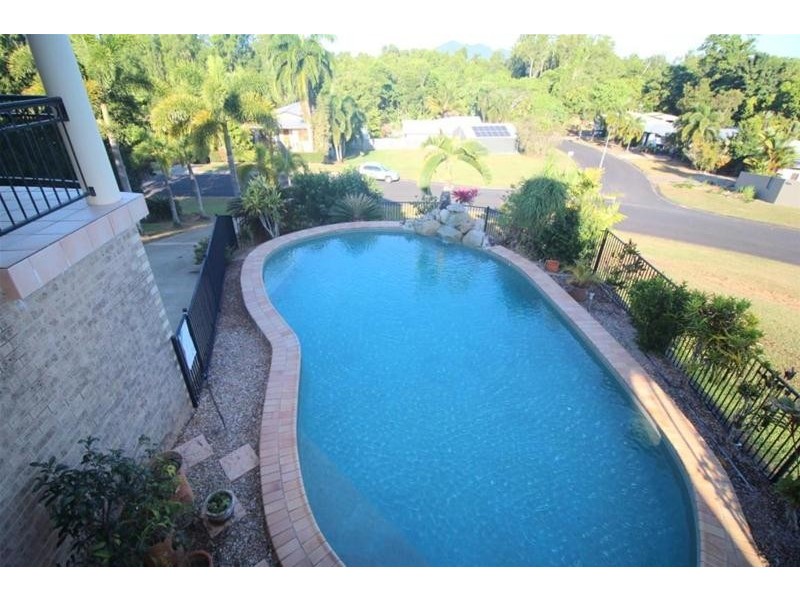 13 Dunkalli Crescent, Wongaling Beach QLD 4852