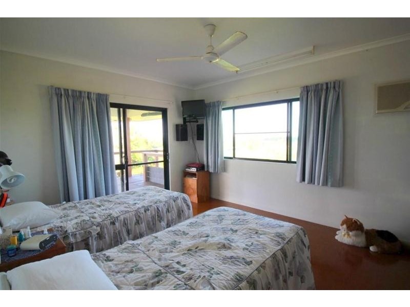 20 Hayter Road, El Arish QLD 4855