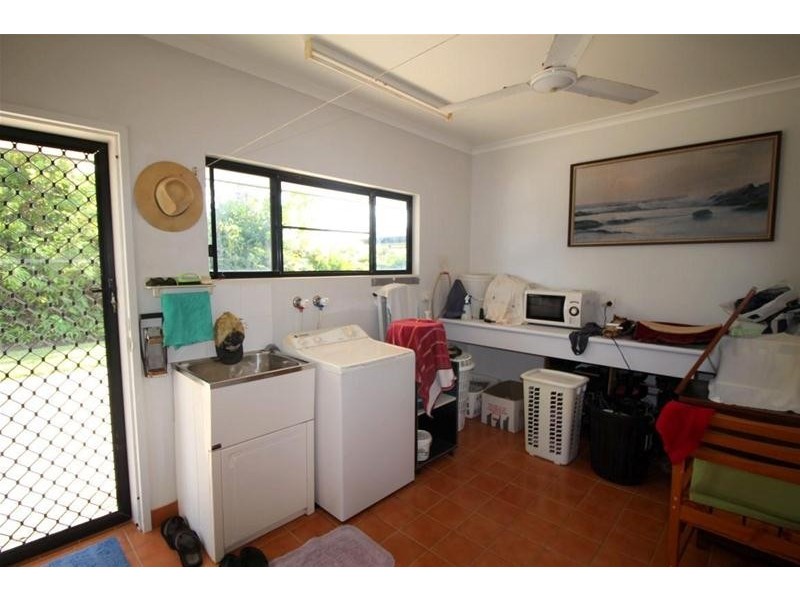 20 Hayter Road, El Arish QLD 4855