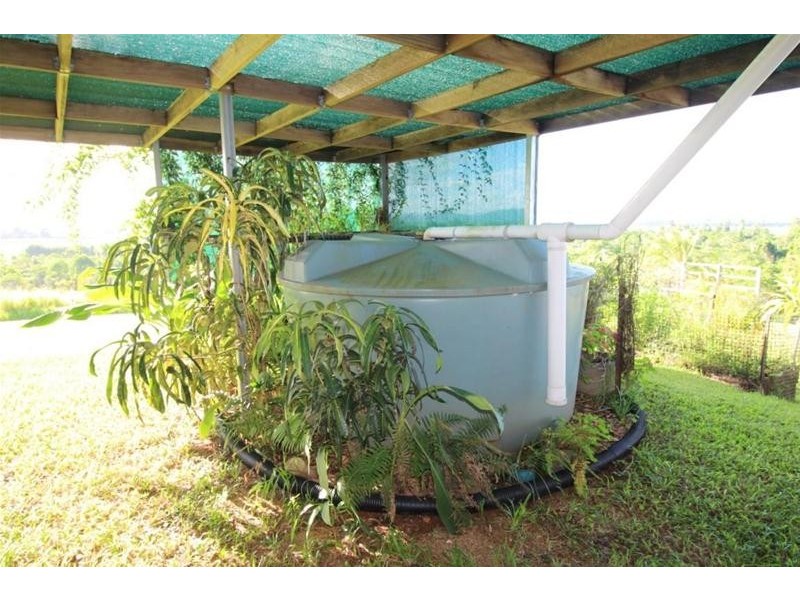 20 Hayter Road, El Arish QLD 4855