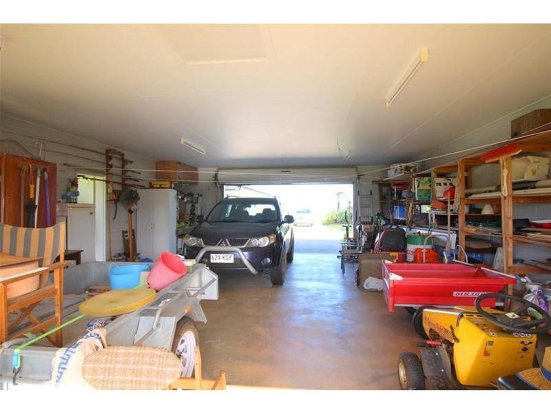 20 Hayter Road, El Arish QLD 4855