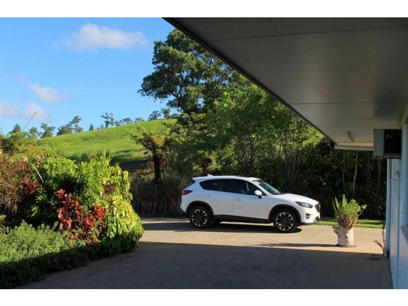 20 Hayter Road, El Arish QLD 4855