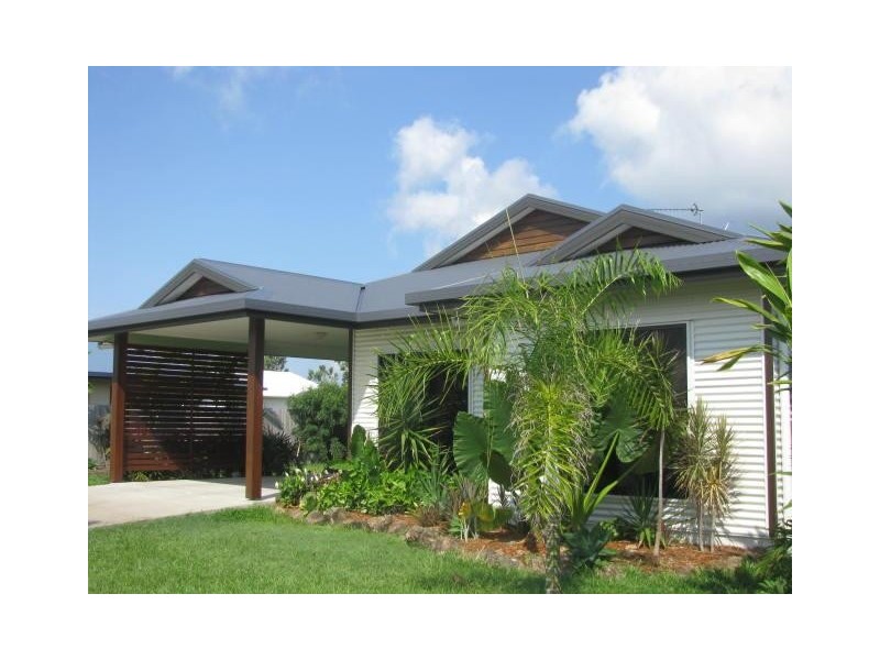 South Mission Beach QLD 4852