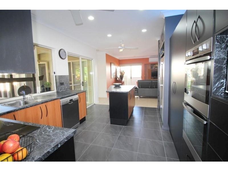 6 McNamara Street, Wongaling Beach QLD 4852