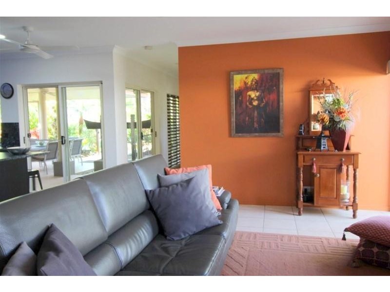 6 McNamara Street, Wongaling Beach QLD 4852