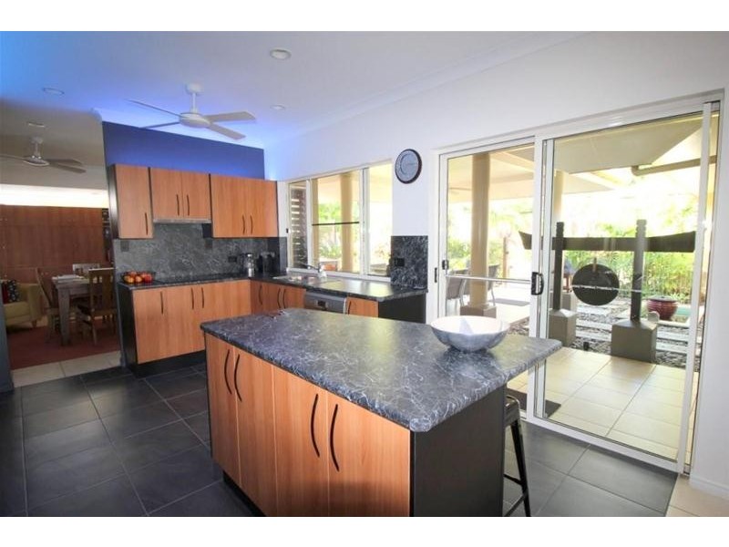 6 McNamara Street, Wongaling Beach QLD 4852
