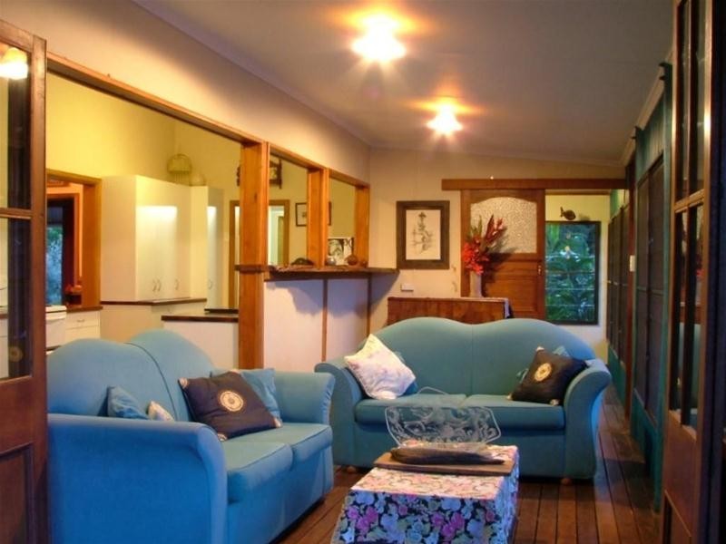 54 Thistle Road, Maadi QLD 4855