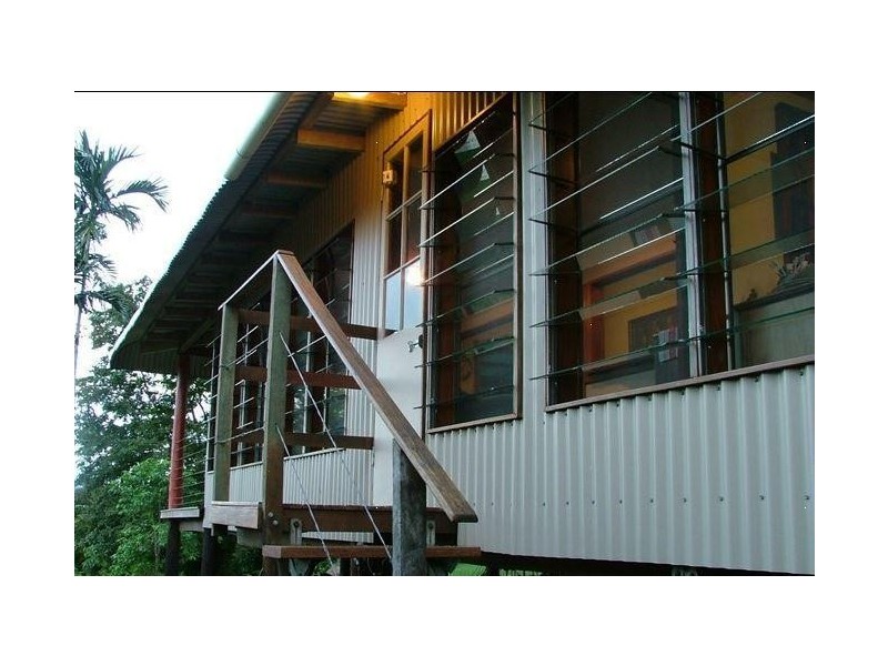 54 Thistle Road, Maadi QLD 4855