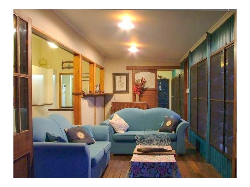 54 Thistle Road, Maadi QLD 4855