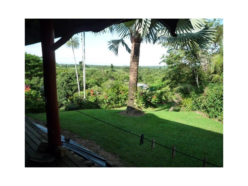 54 Thistle Road, Maadi QLD 4855