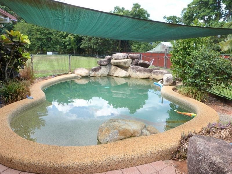 8 James Road, Mission Beach QLD 4852