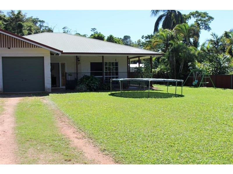 8 James Road, Mission Beach QLD 4852