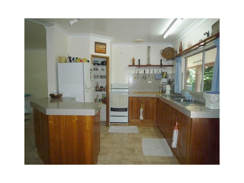 856 East Feluga Road, East Feluga QLD 4854