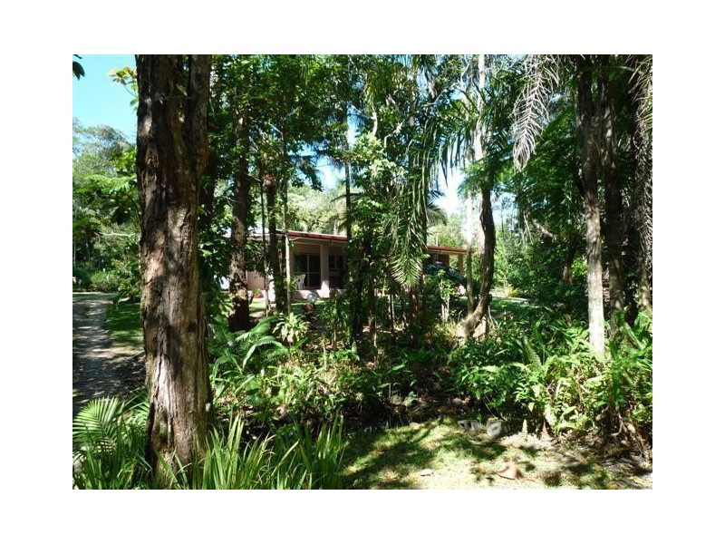 856 East Feluga Road, East Feluga QLD 4854