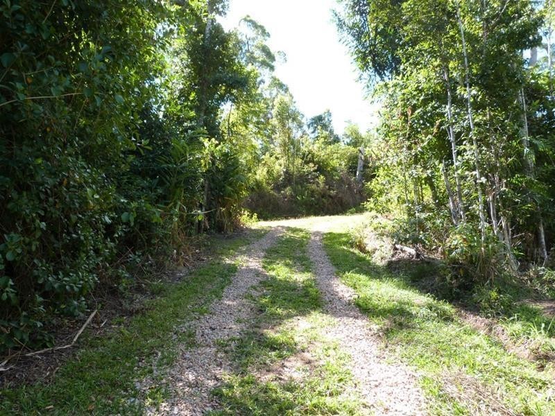 Lot 2, 2 Mountain View Close, Maria Creeks QLD 4855