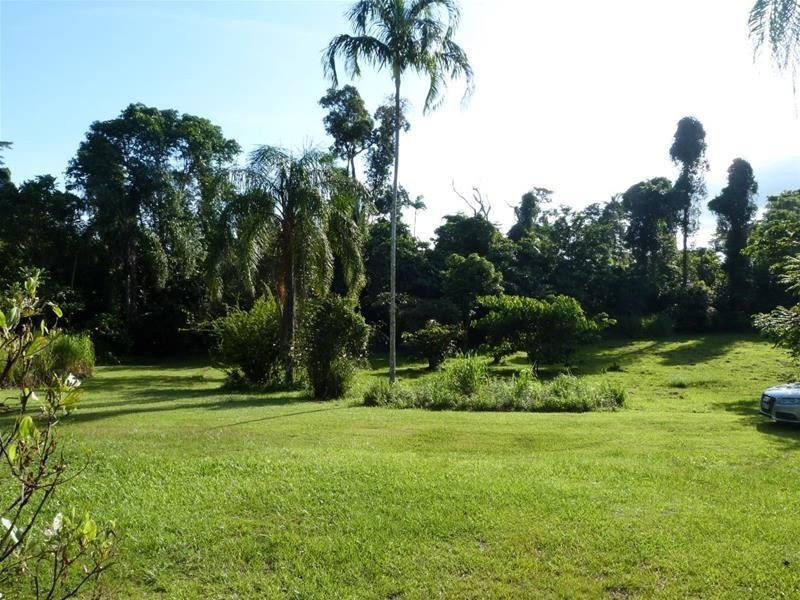 Lot 2, 2 Mountain View Close, Maria Creeks QLD 4855