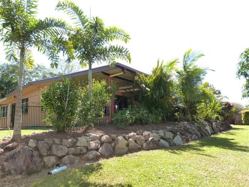506 Bingil Bay Road, Garners Beach QLD 4852