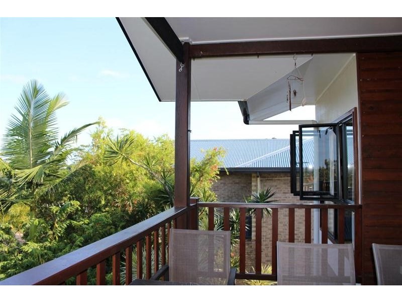 11 Dunkalli Crescent, Wongaling Beach QLD 4852