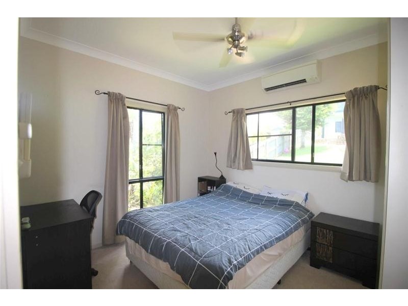 11 Dunkalli Crescent, Wongaling Beach QLD 4852