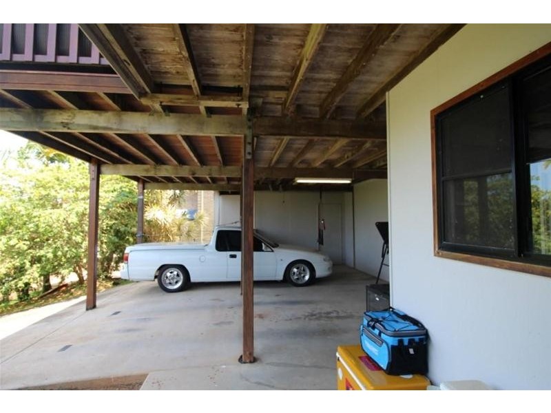 11 Dunkalli Crescent, Wongaling Beach QLD 4852