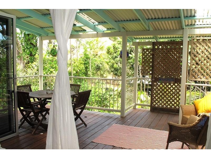 6 Koda Street, Wongaling Beach QLD 4852