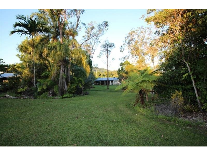 822 East Feluga Road, East Feluga QLD 4854