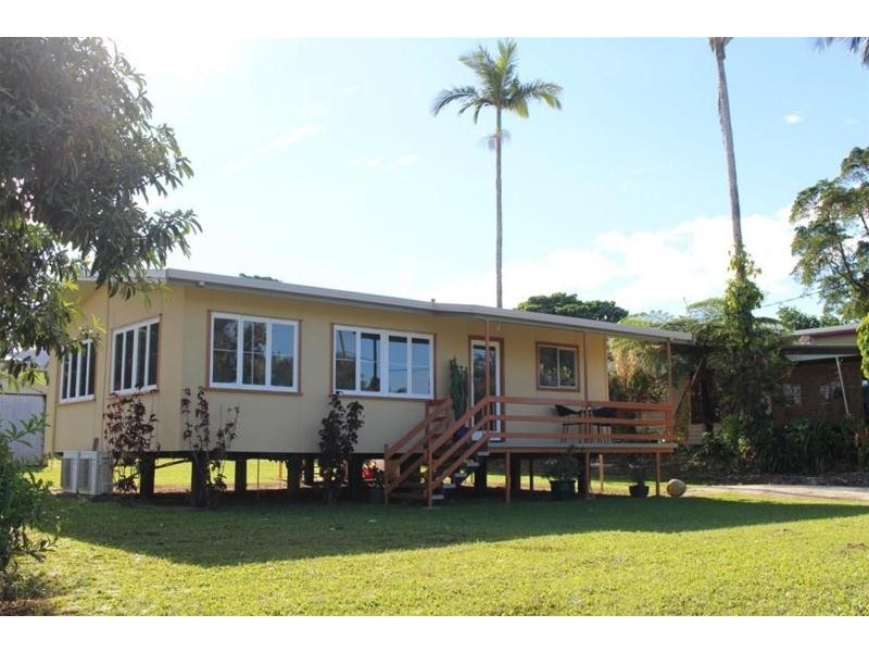 22 Porter Promenade, Mission Beach QLD 4852