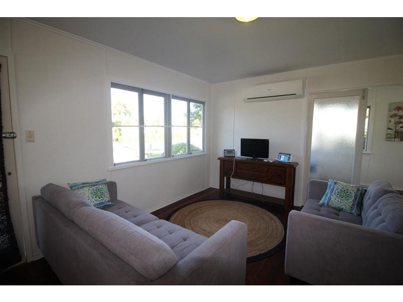 22 Porter Promenade, Mission Beach QLD 4852